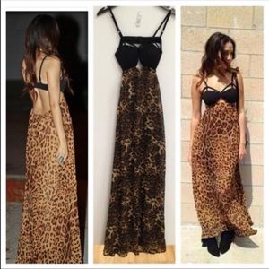 Sexy leopard dress! No Flaws 🖤